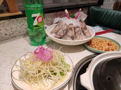 -三人行骨头王火锅(长寿店)