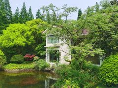 -上海怡沁园度假酒店