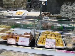 面包甜点陈列柜-闻酥园(青羊区文殊坊店)