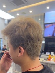 -苏奇发型·烫发染发