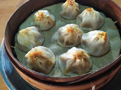 蟹粉小笼包-忆秦园小笼包(惠山古镇总店)