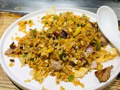 辣白菜牛肉粒炒饭-水木锦堂·自助铁板烧(世贸天阶店)