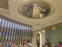 -奈雪的茶(亨特国际广场店)