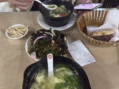 -闫家驴肉老店(华电一校店)