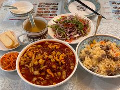 -汗腾格里·风味餐厅(新疆驻京办店)