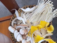 -牧兰盛·昭通牛小串清真烧烤(江东店)