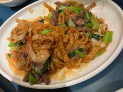 -邹开喜·小海鲜醉鸡煲·潮汕鲜切牛肉店(襄阳北路店)