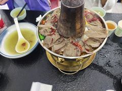 -撒拉人家.酸菜牦牛肉火锅
