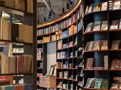 -广州市白云区图书馆