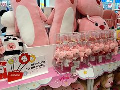 -名创优品(万达广场河东店)