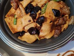 -荷塘秋月·本帮江浙菜(国权路店)