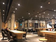 大堂-星巴克臻选(湖滨道店)