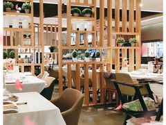 大堂-汤城小厨•粤菜•靓汤(金宝街店)