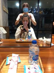 -PE SALON