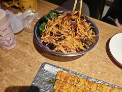 -喝丢一只鞋海鲜烧烤·海肠捞饭(东关街店)