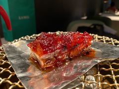 脆皮烧肉-荣轩(新荣记环球金融中心店)