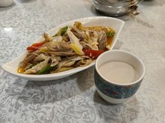 -汗腾格里·风味餐厅(新疆驻京办店)