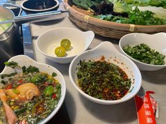 -尚尚仙·酸汤猪手·猪肚鸡火锅(华联万柳购物中心店)