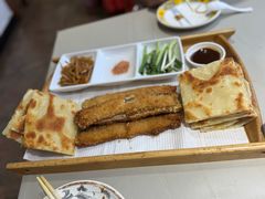 -闻道食府烙饼卷带鱼(原车耳营店原大觉寺店)