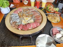 -老姐石板烧烤+铜炭火锅(总店)