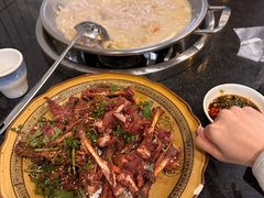 -老来福·非遗酸汤兔(凯旋路店)