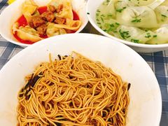 -潘国仙耳光馄饨(黄家阙路店)