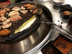 -彝人部落火盆烧烤(原内环足球场店)