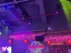 -喜鹊音乐酒馆(西街店)