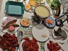 -金马门国际美食百汇(珞喻路店)