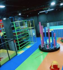 -蹦贝运动中心·蹦床·攀岩·闯关(龙岗店)