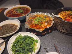 -万重锦·人文川菜馆(骡马市店)