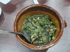 -湖南人家湘菜馆(镇江路店)