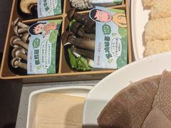 -海底捞火锅(关山保利店)
