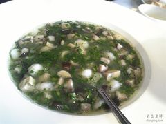 荠菜双菇烩虾仁-田园·晶品会(鹤庆路店)