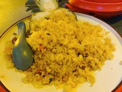 -拾光音乐餐酒吧(告庄星光夜市店)