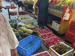 -三亚新鸿港水果一级批发市场