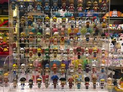 -泡泡玛特POPMART(杭州乐堤港店)