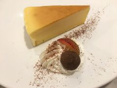 -La-Serene Café