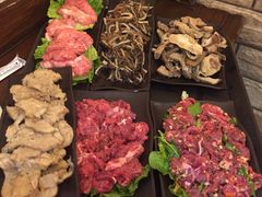 -乡土黄·鲜牛肉火锅·小龙虾(兴业街店)