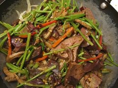 -金牌餐厅·天津菜·八珍豆腐·老爆三(瓷房子店)
