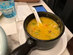 -港丽餐厅(高德置地店)