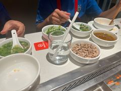 -海底捞火锅(长宁路龙之梦店)
