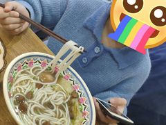 十年经典牛肉粉-鑫花溪牛肉米粉(人民广场店)