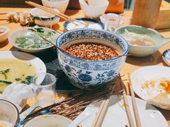 -大众跷脚牛肉馆·非遗传承单位(峨眉山店)