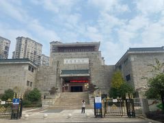 -巴陵广场