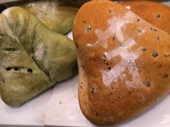 黑米芋泥软欧包-多乐之日(华贸天地店)