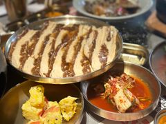 -草家酱蟹炭火烤肉店(珲春南路一店)