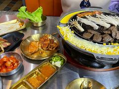 -胡悦里韩式烤肉(芝罘万达广场店)
