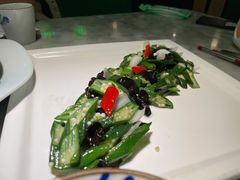 百合炒秋葵-辛香汇·现炒川菜(淮海路百盛店)