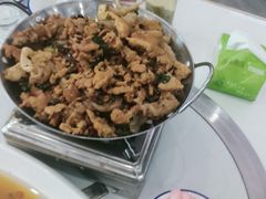 -丹水桥地锅鱼·翘嘴鲌·地方特色全鱼宴(丹江口大坝店)